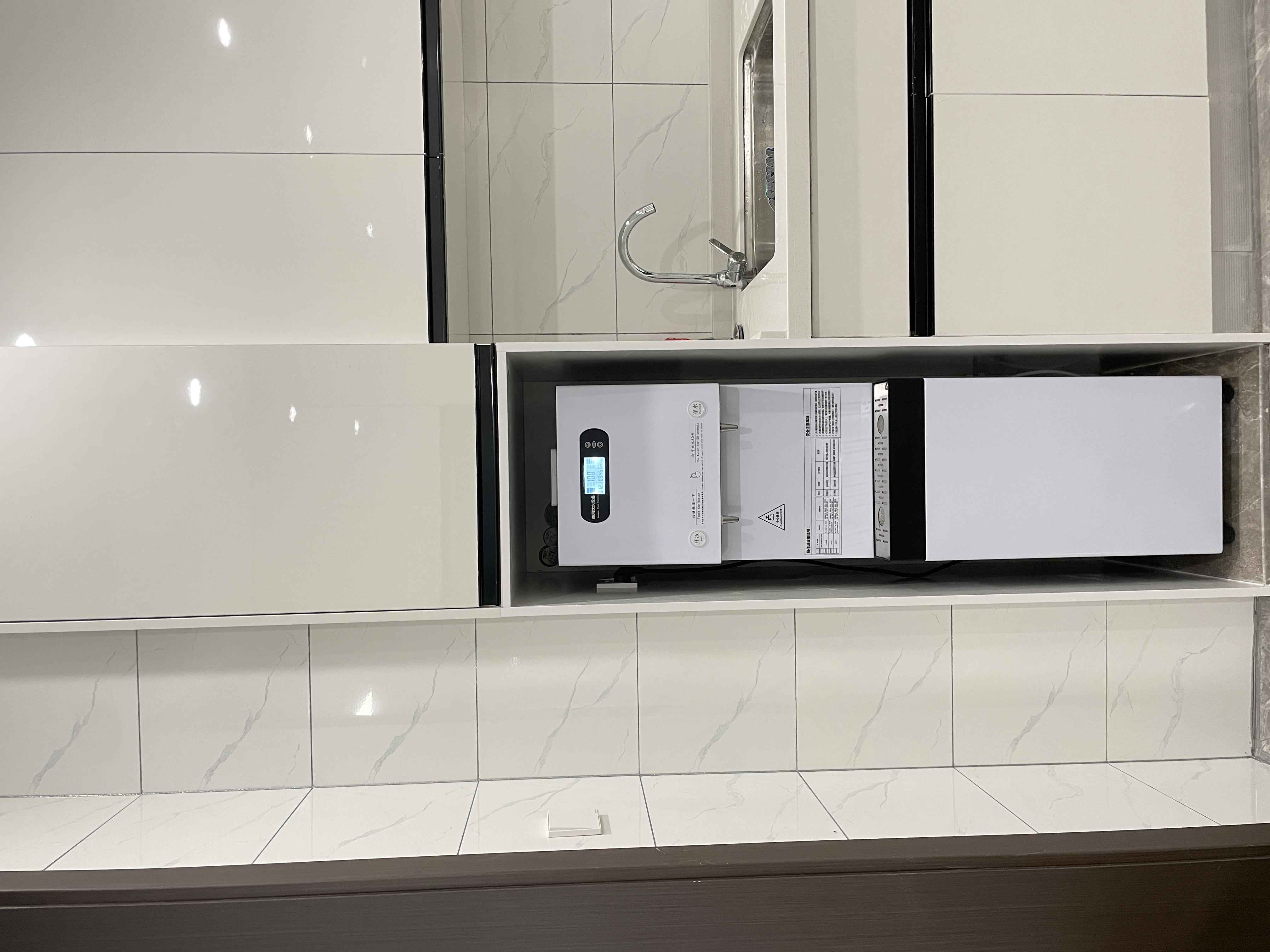 这台机器不仅外观简洁大气,更重要的是,它的