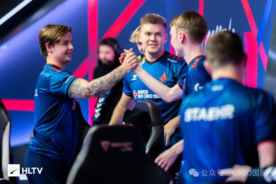 【CSGO | G2、小蜜蜂翻车,NaVi与A队取得两连胜】