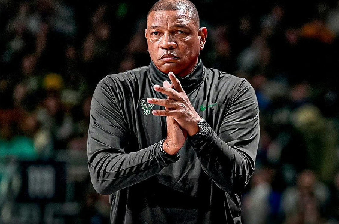 正式上任!老里弗斯执教雄鹿,联手字母哥利拉德,冲击总冠军