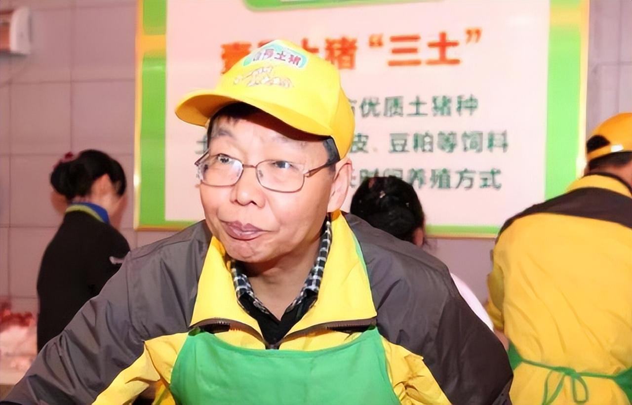 回顾那个被迫当街卖猪肉的北大才子陆步轩如今身家上亿