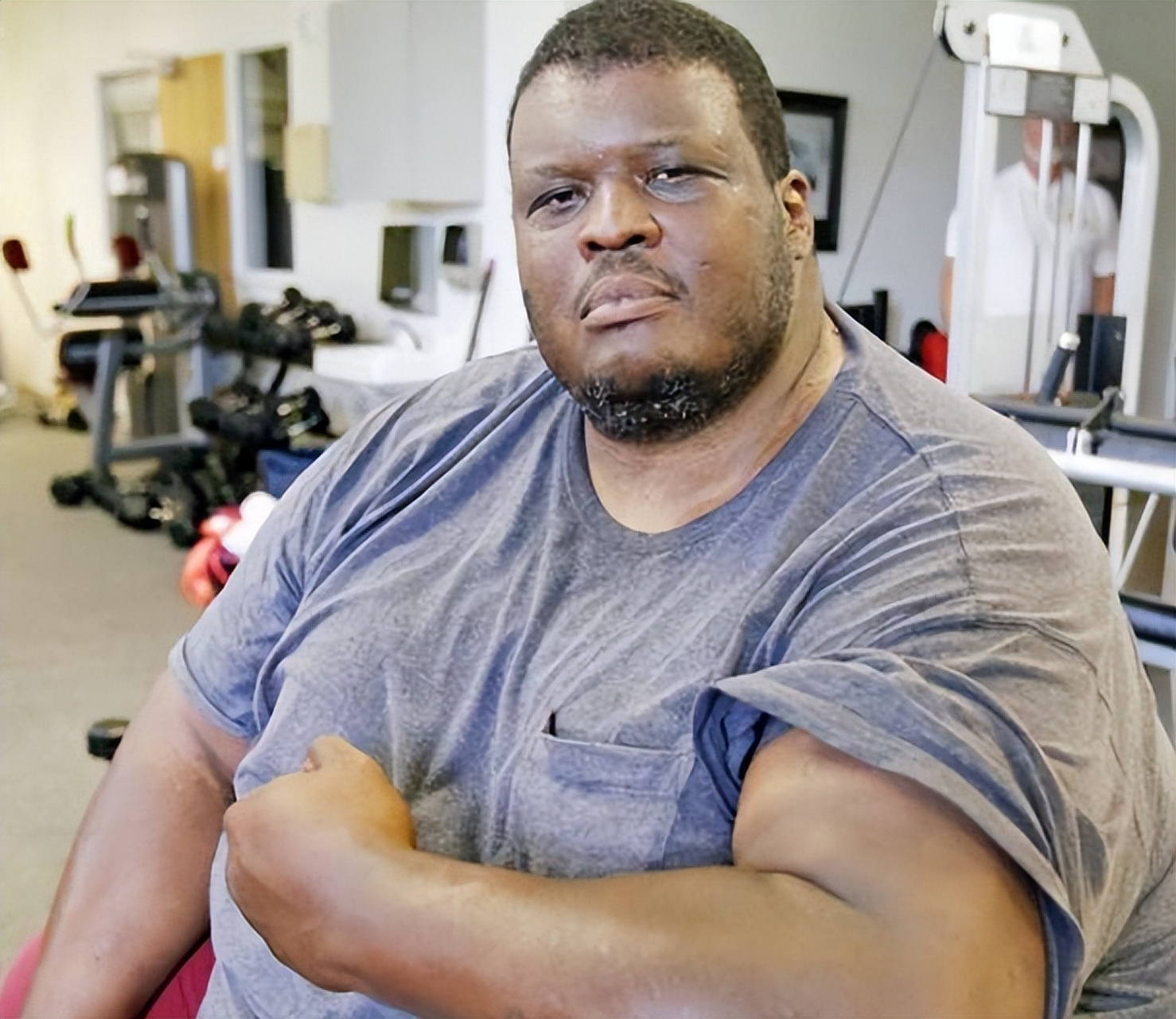 "巨无霸"相扑选手伊曼努尔·亚伯勒,从肥胖症少年到耀眼的冠军96