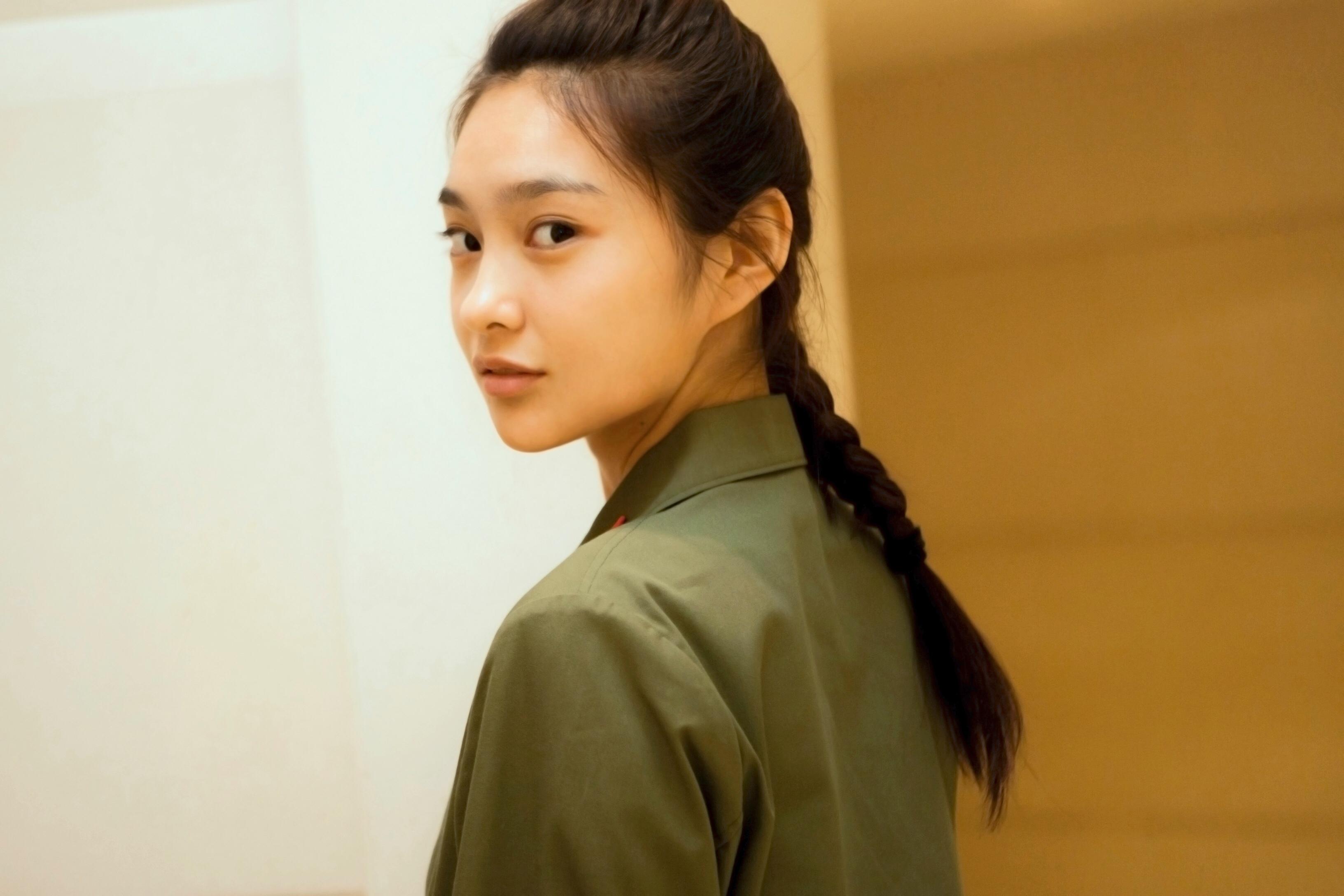 七年过去冯小刚亲选的"芳华六美"差距大,资源境遇"天壤之别"