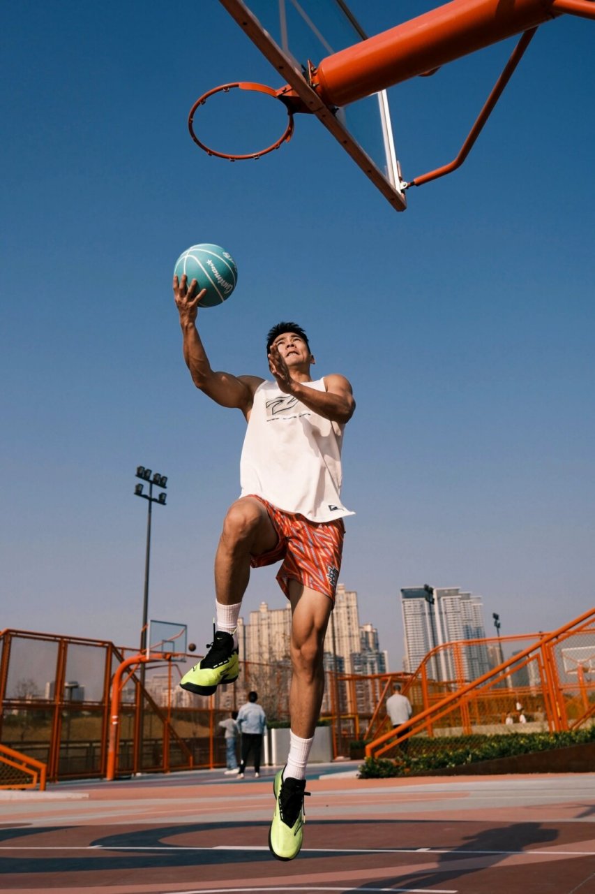 一天的时光有24小时,一次篮球进攻亦有宝贵的24秒,并无太多所谓的天赋