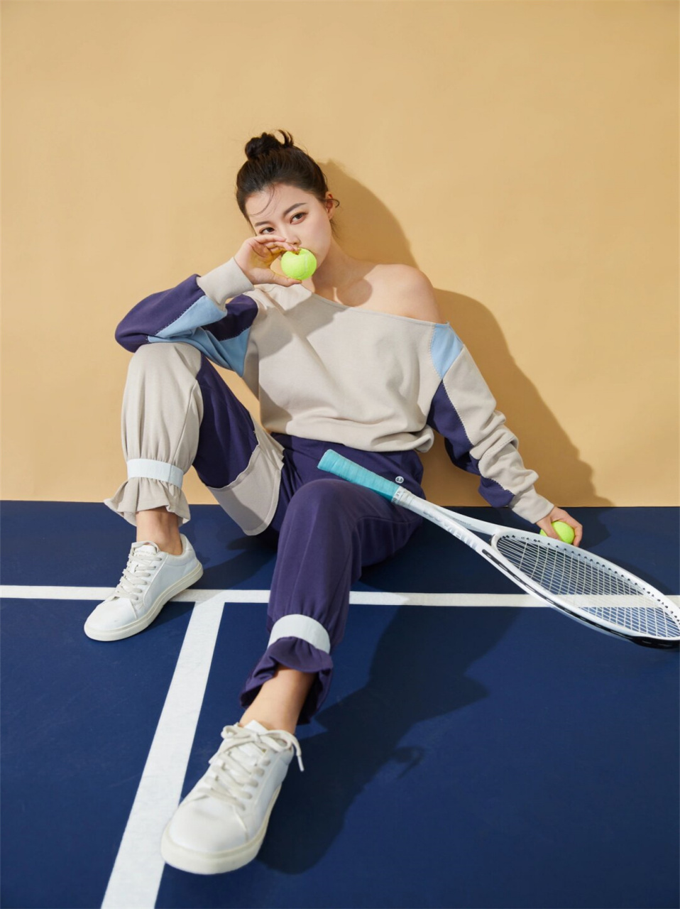 商业拍摄|棚内运动形象片|阳光运动女孩  商业拍摄是一种摄影服务