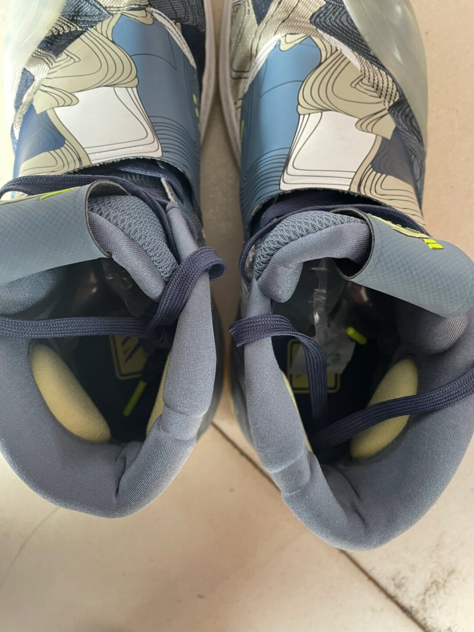 kt6 不动如山,和全新一样  安踏kt6"不动如山"配色和全新配色的区别如