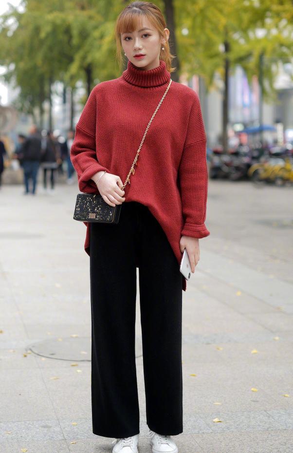 红色羊绒衫怎么搭配?5个穿搭技巧让你更时髦!