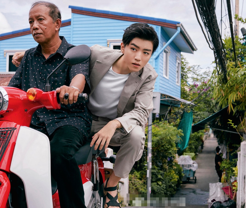 新加坡免签受益人王俊凯,大家都在讨论他小时候拍的那部小短剧