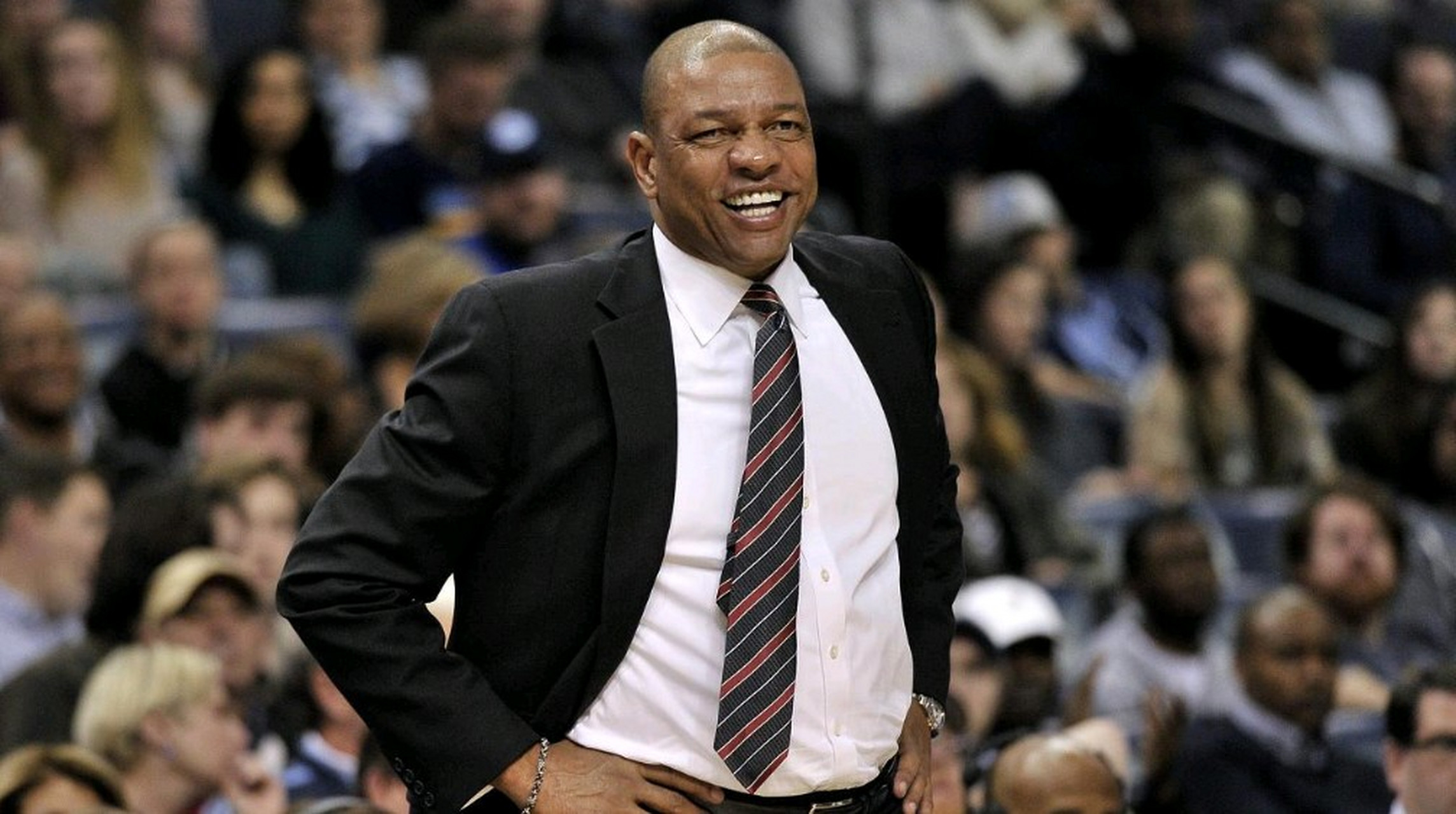 根据此前的消息,老里弗斯和雄鹿达成协议,他将接替阿德里安-格里芬