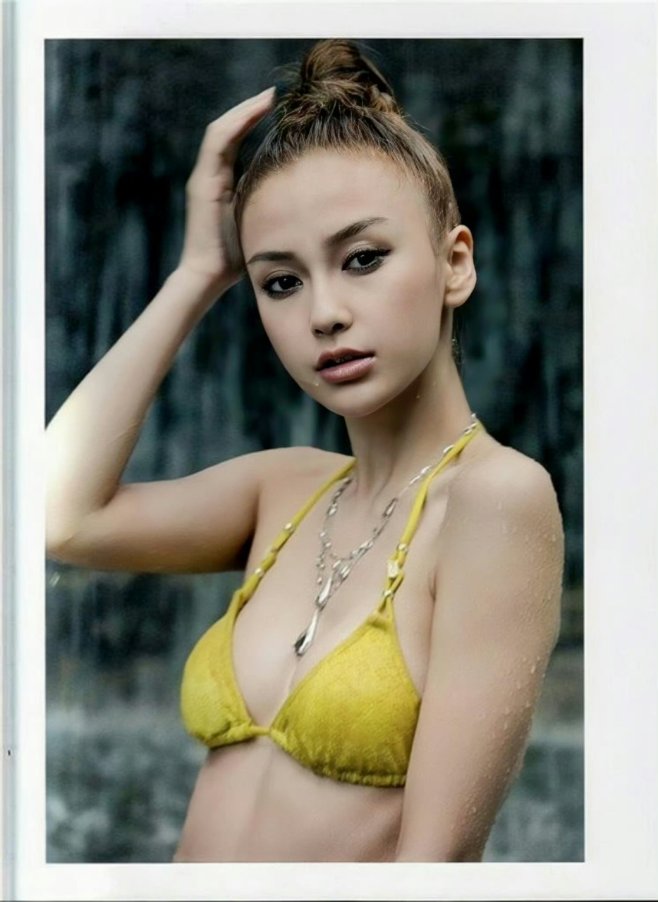 杨颖早期泳装93