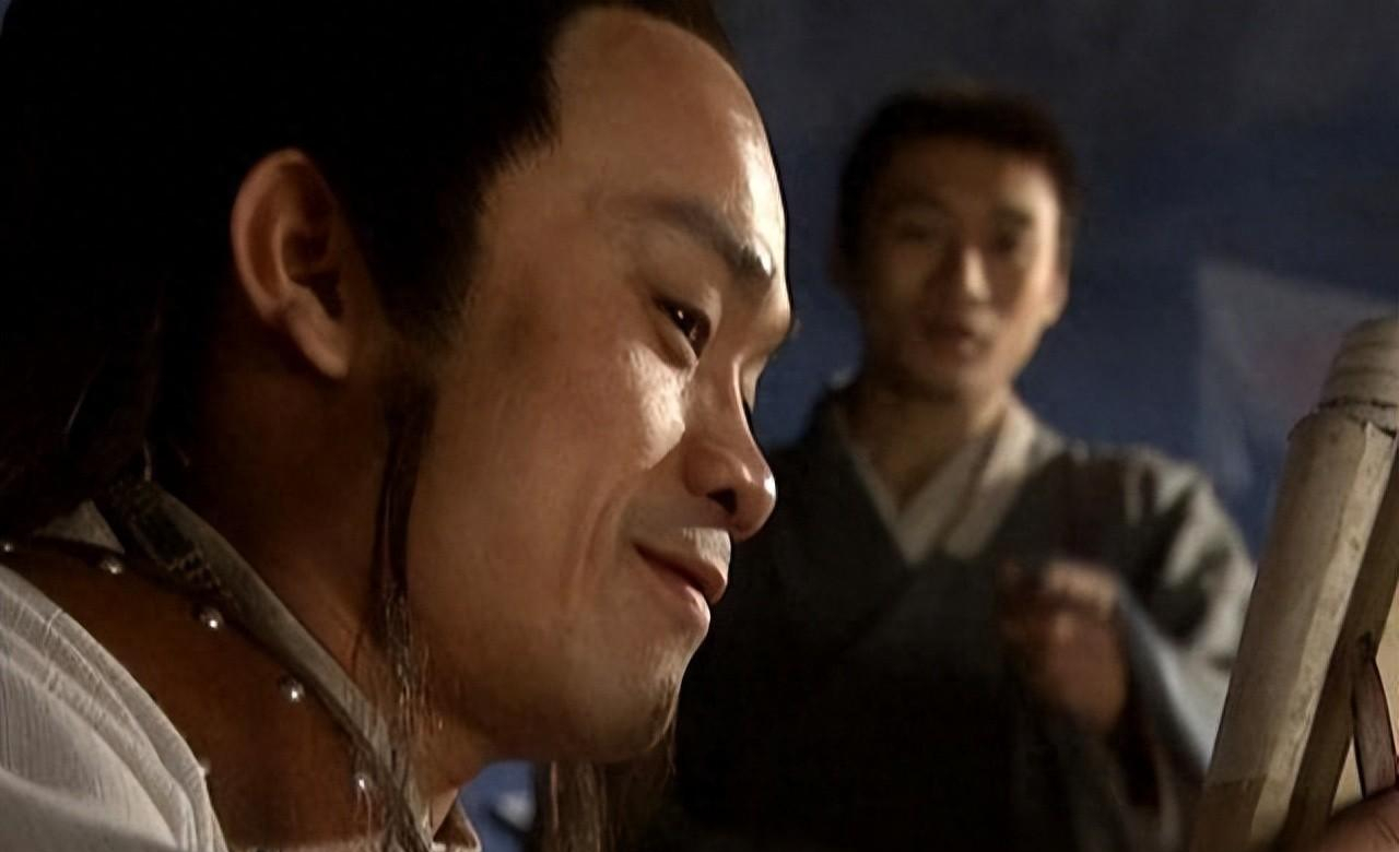 霍天都和凌云凤本是夫妻,却分道扬镳,谁的武功更强呢?