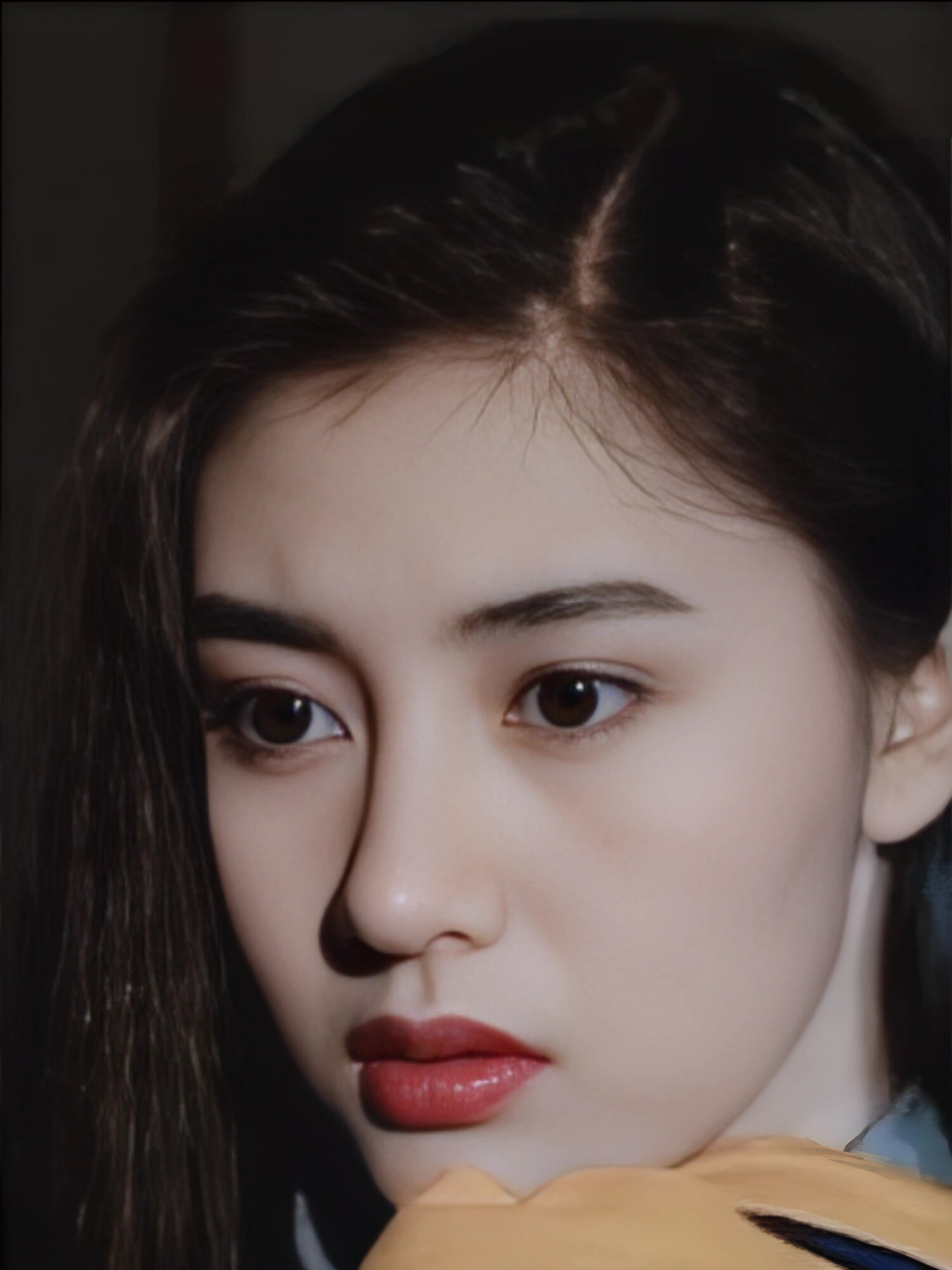 李嘉欣遭健身教练出卖素颜照意外流出 李嘉欣曾荣获香港小姐及国际