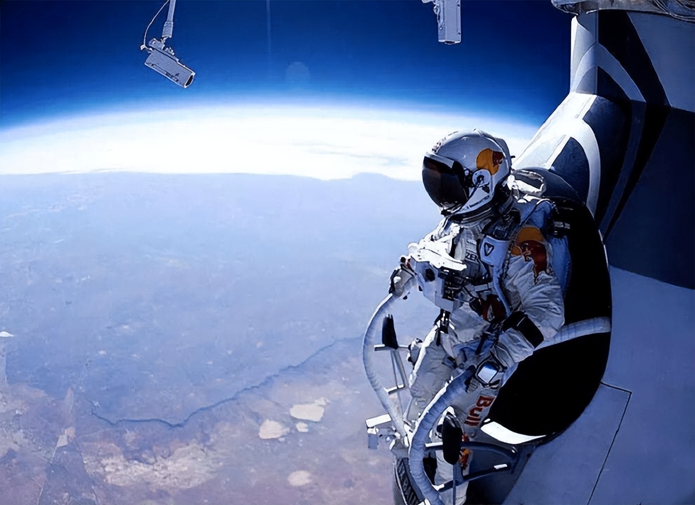 科学家:太空移民