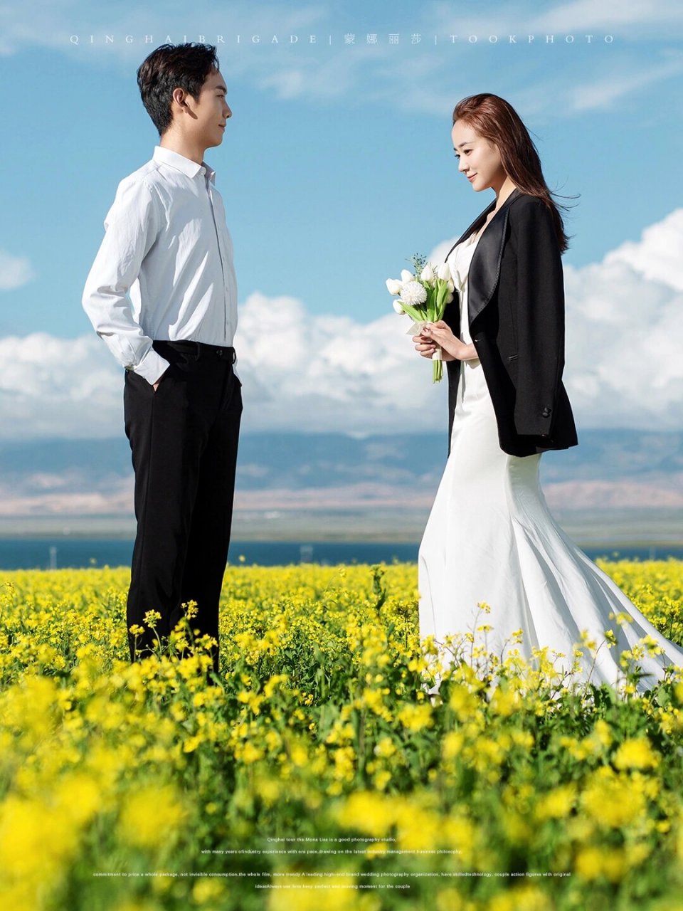 麻烦给我的爱人来一份油菜花婚纱照  油菜花,这个春日的使者,寓意着