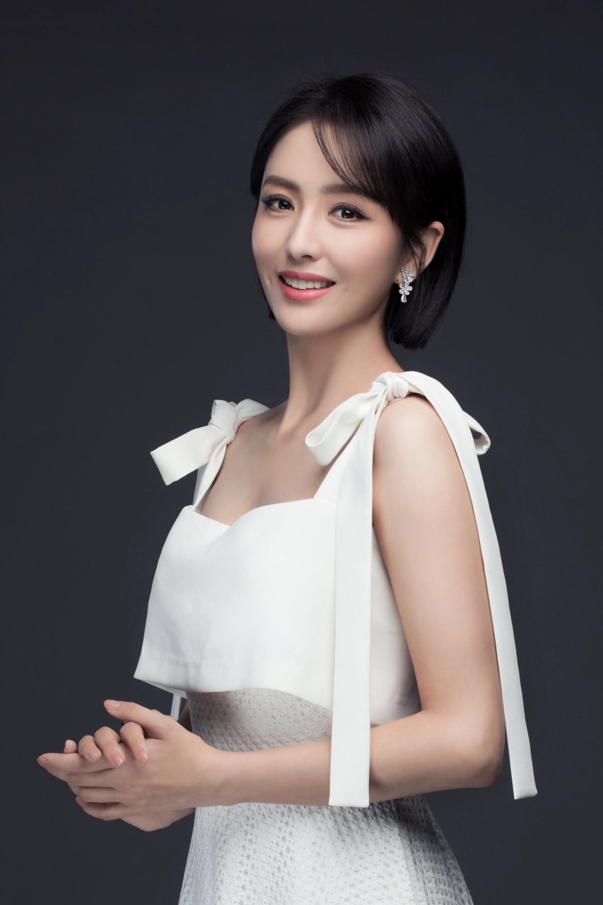 佟丽娅剪掉陈思成爱的长发 佟丽娅深受家庭重男轻女观念影响的女人