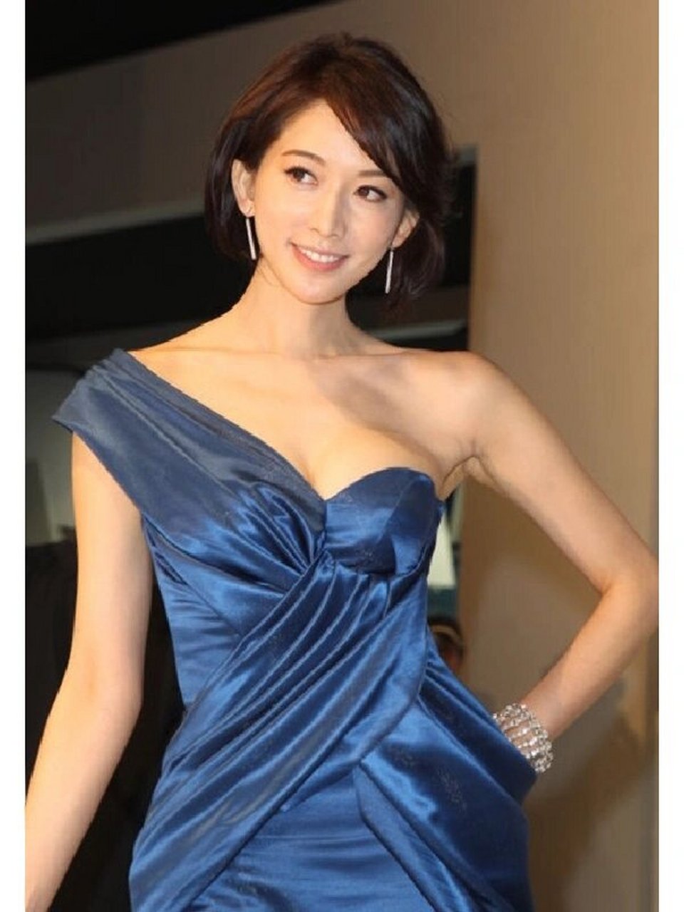 小时候不能get林志玲的美是我太年轻 她和木村拓哉携手打造的日剧《月