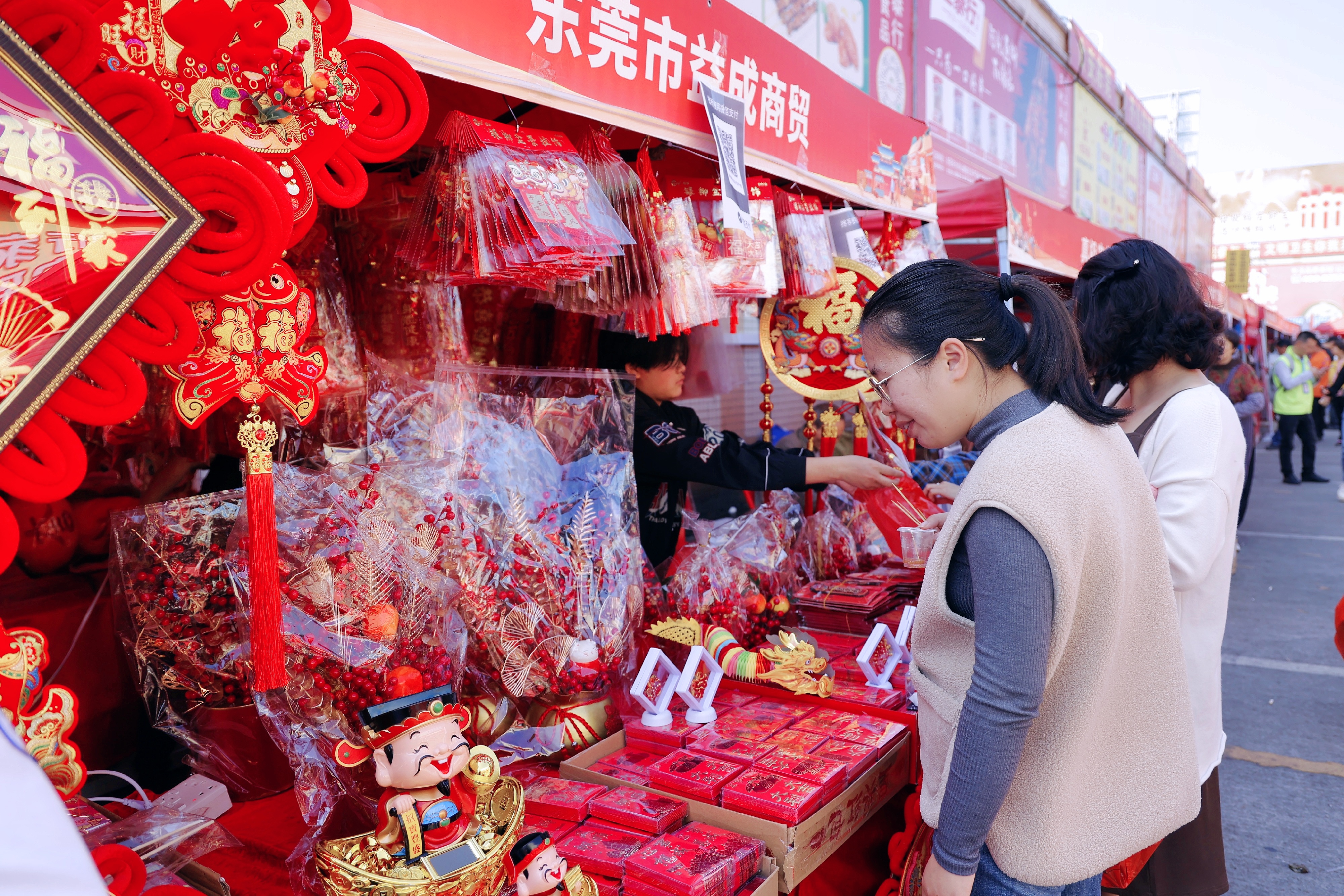 跨界营销"圈粉"年轻人,信立农批带动产业发展新模式