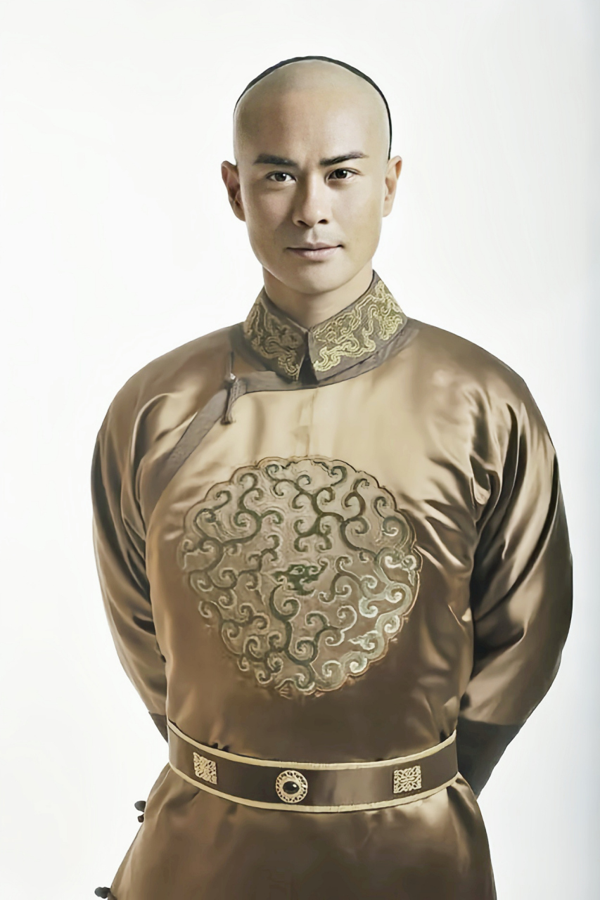 郑嘉颖,那个让无数人心驰神往的男神,用他的每一个眼神,每一次转身