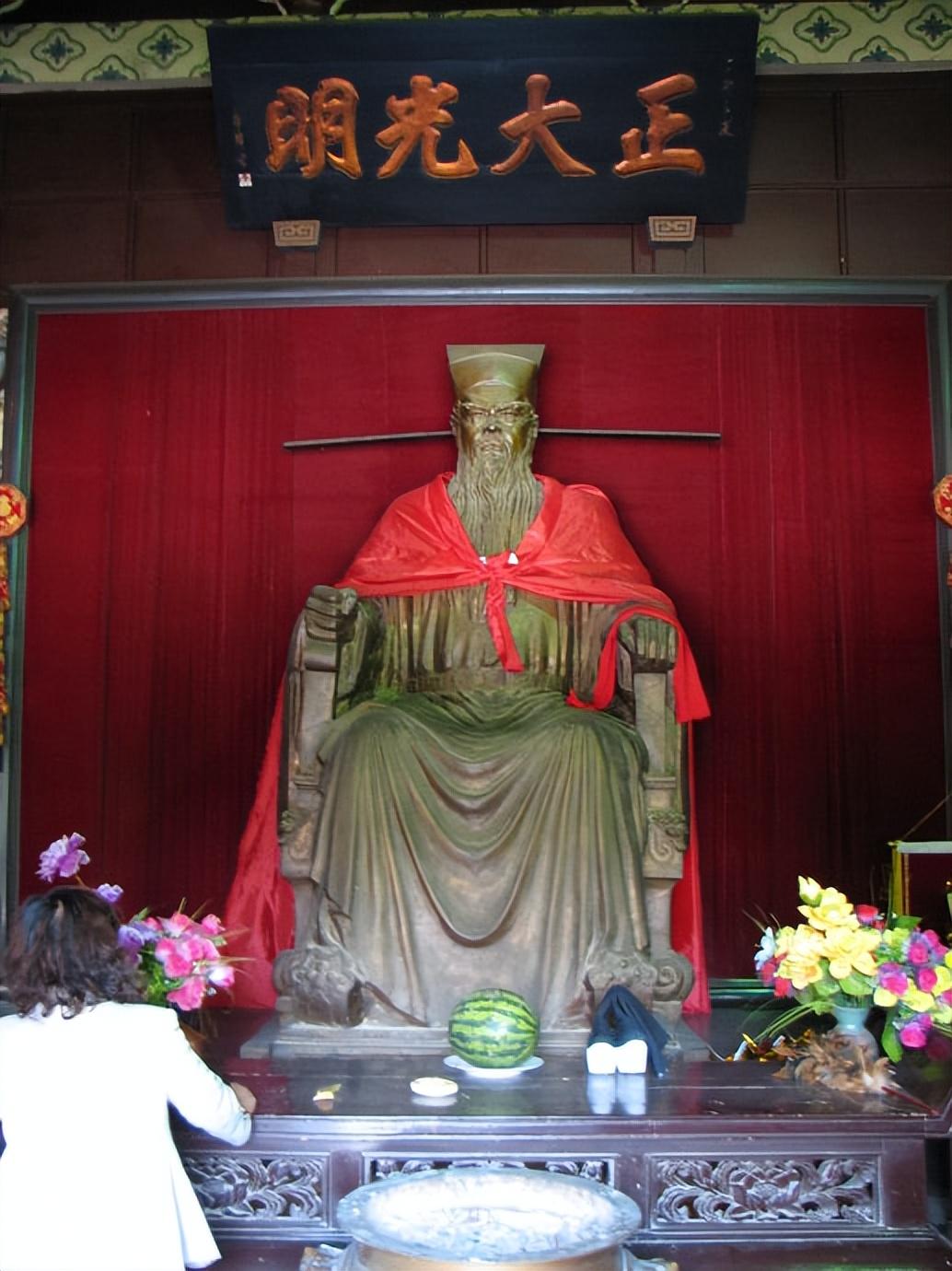 包拯后代今何在?35代后人从不外出打工,一辈子只干一件事