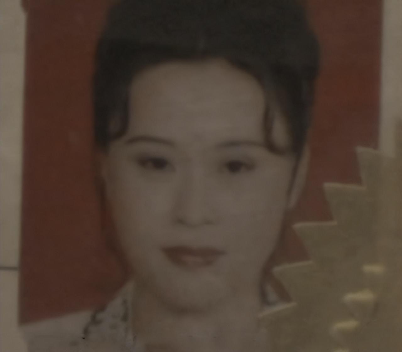 在面对警方的审讯时,凌小娟坦白了一切.