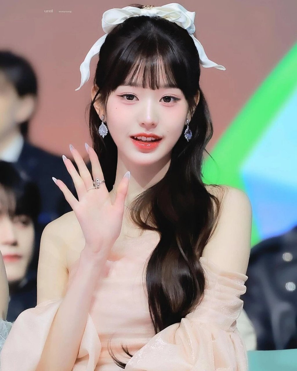 张元英的美图经常被人们争相收藏.