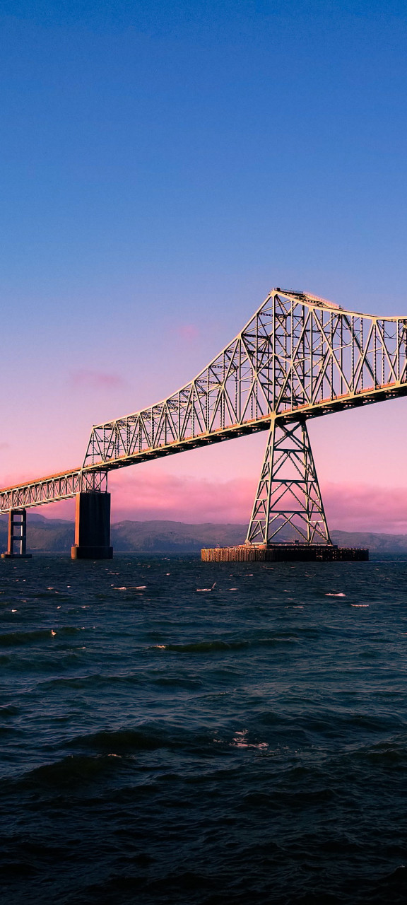 桥风景高清手机壁纸 桥头的风景依旧美丽,桥下的河水依旧悠然,让人