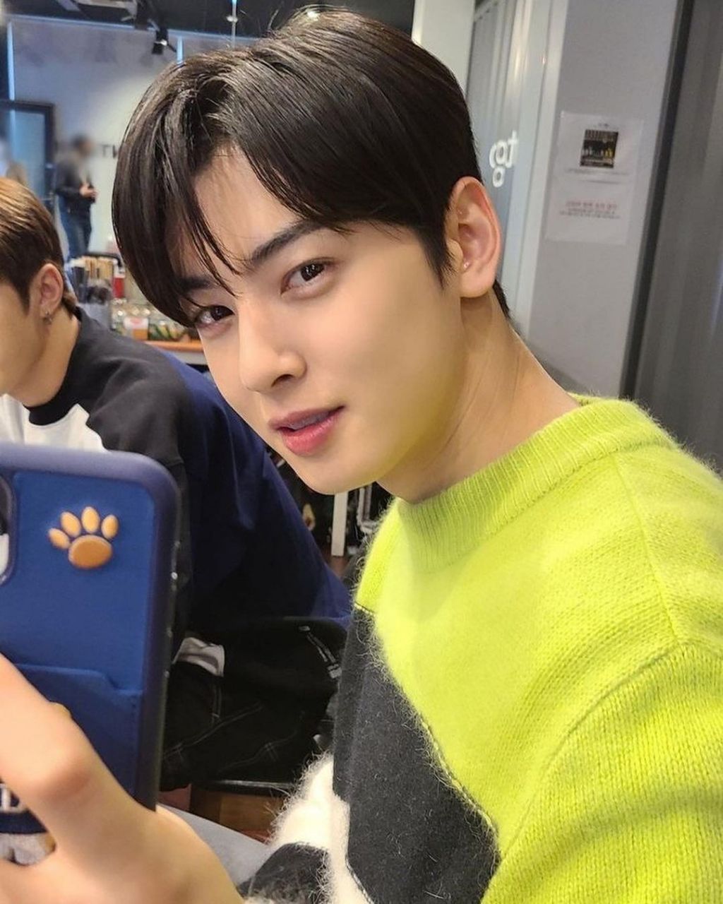 爱笑的车银优 笑起来永远都是那么温柔 #最靓头像壁纸征集赛