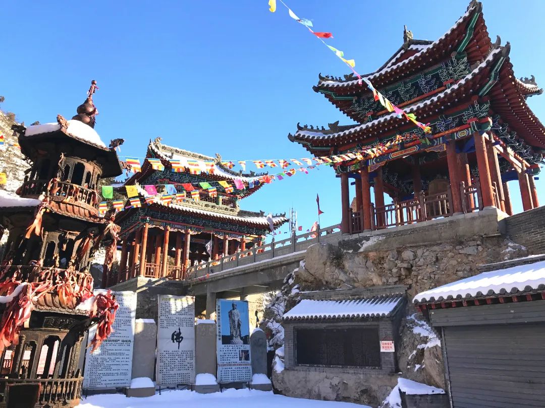2月1日,临汾龙澍峪开启雪山童话之旅,免票等你来!