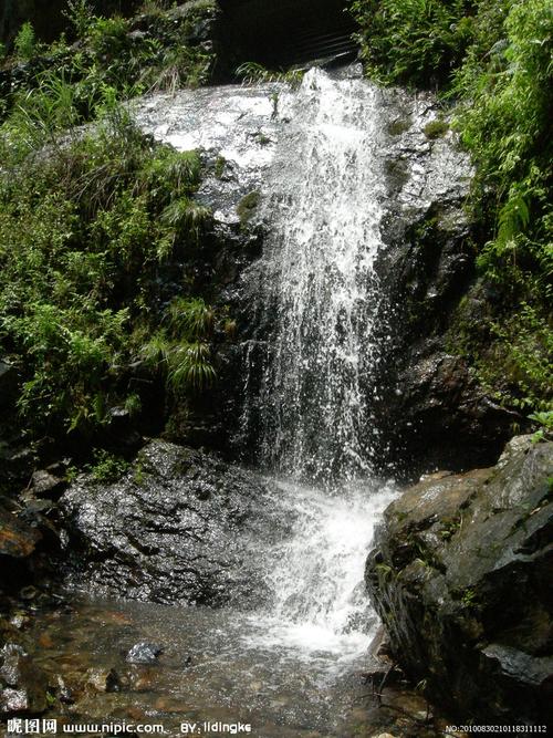 安徽夏霖九天银瀑