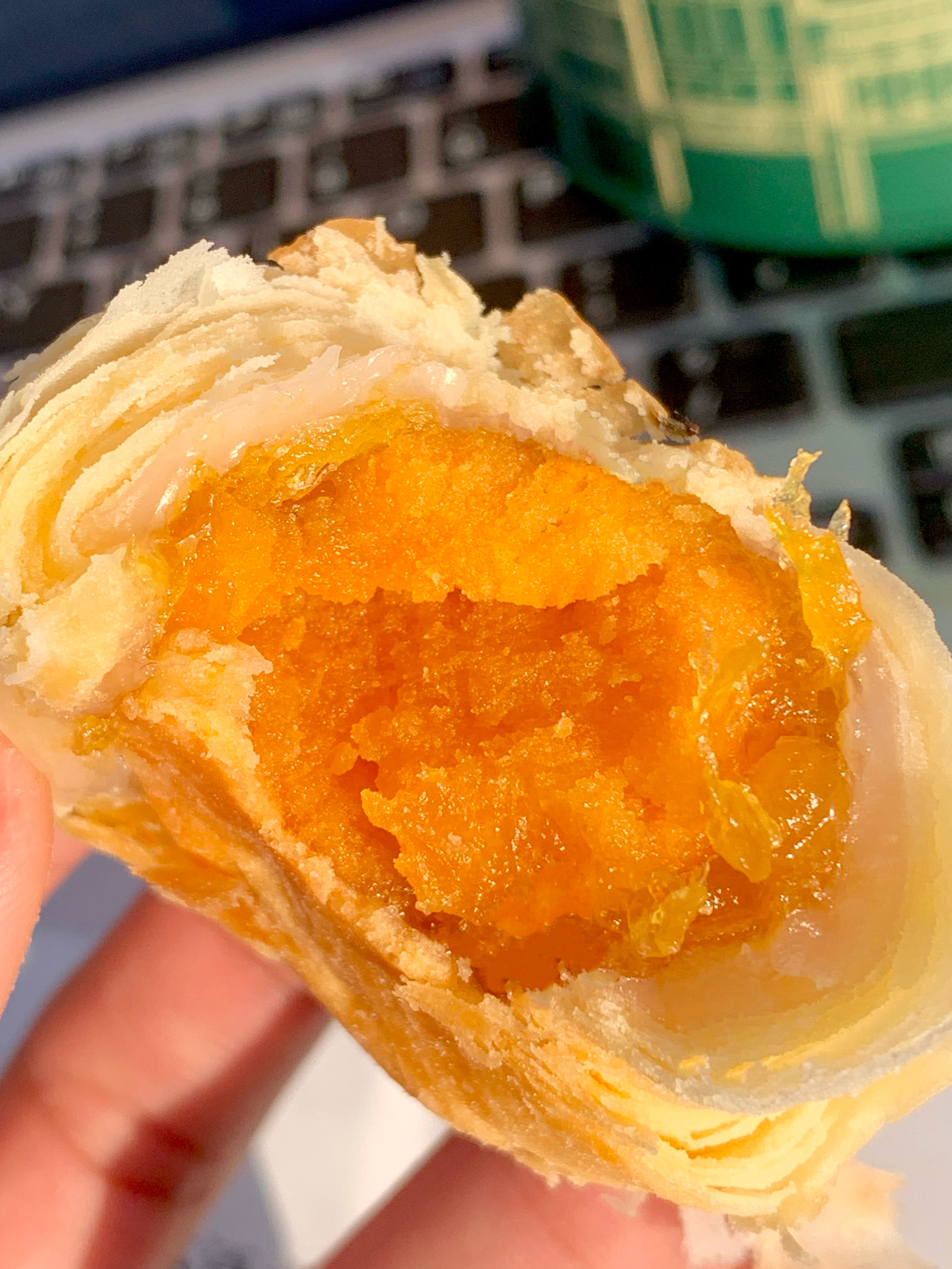 获得了全家一致好评 不愧称厦门特产凤梨蛋黄酥