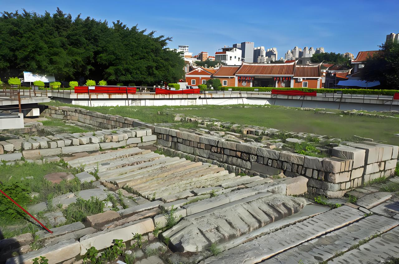 《浣溪沙·德济门遗址》庄灿煌