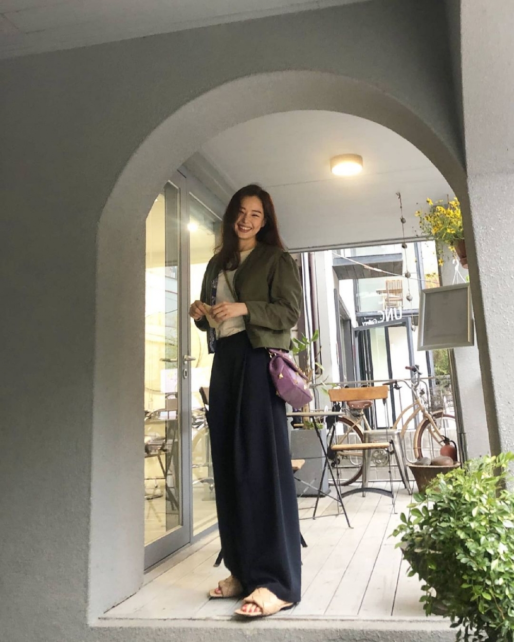 《夜晚盛开的花》李荷妮18年前夺韩国小姐形象健美阳光