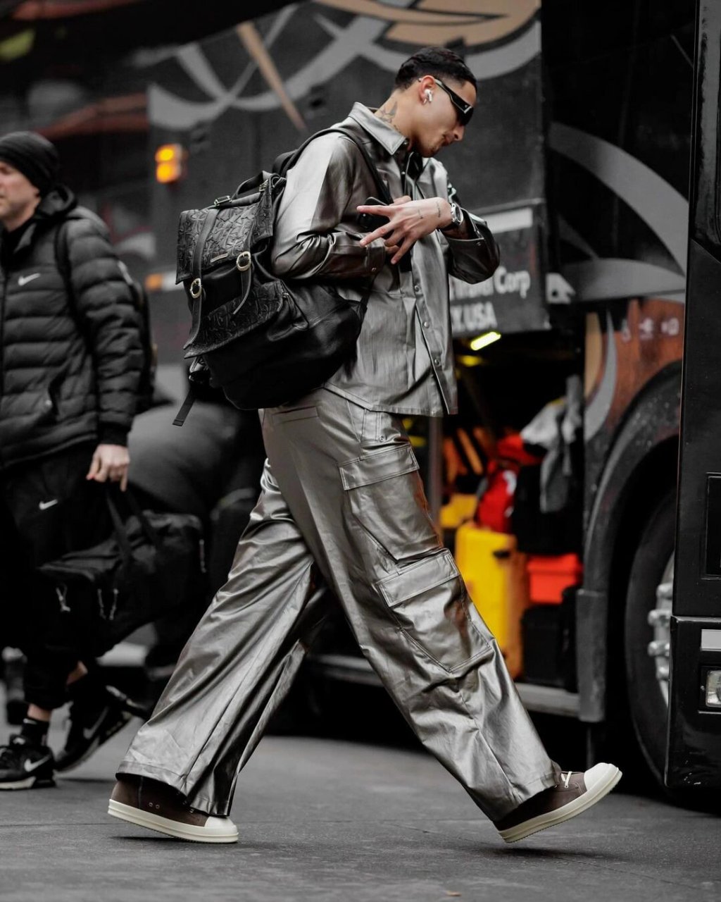 rick owens的早晨|凯尔·库兹马今日街拍  rick owens的早晨,充满着