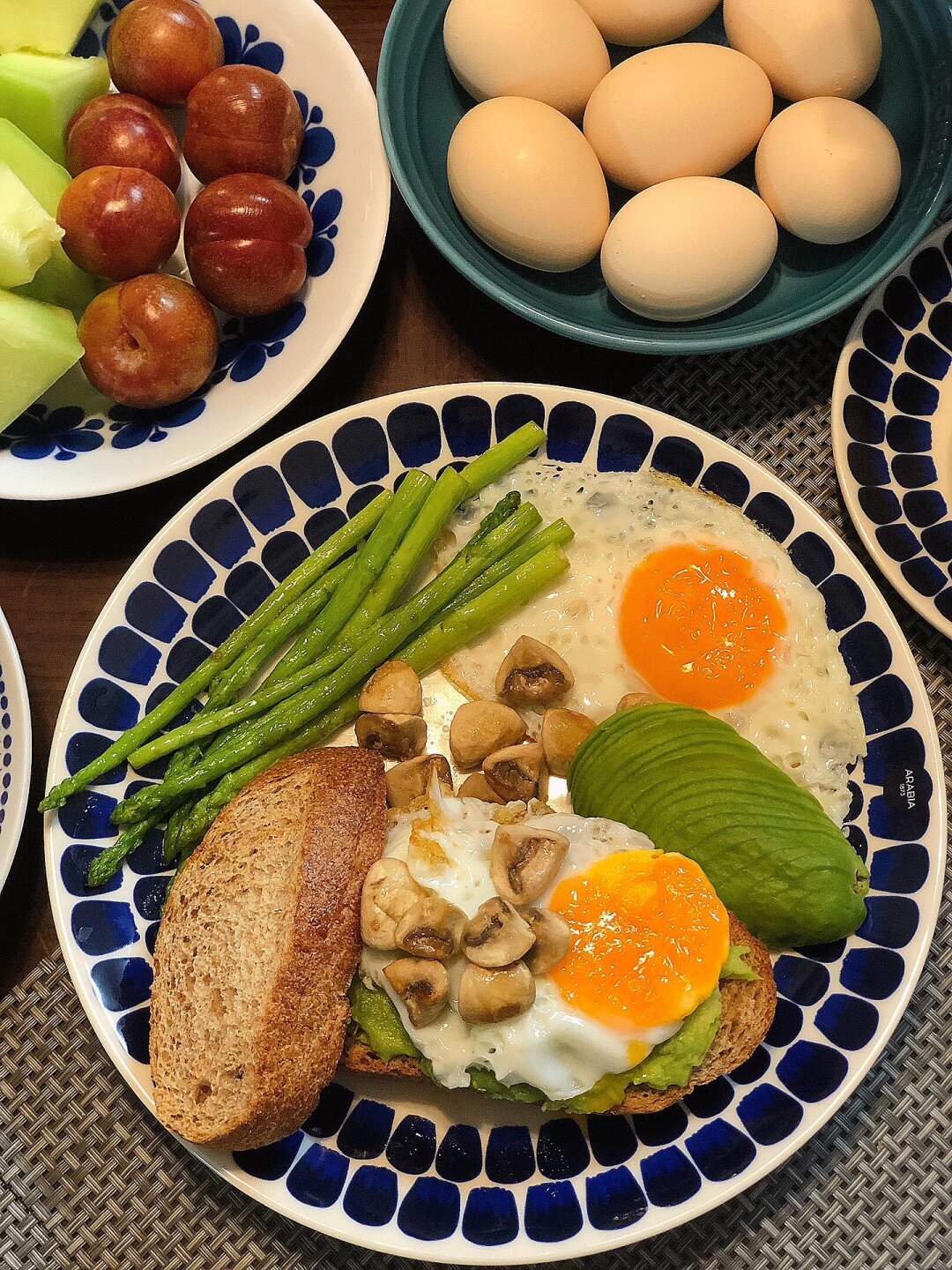 "一起吃饭"是一句情话