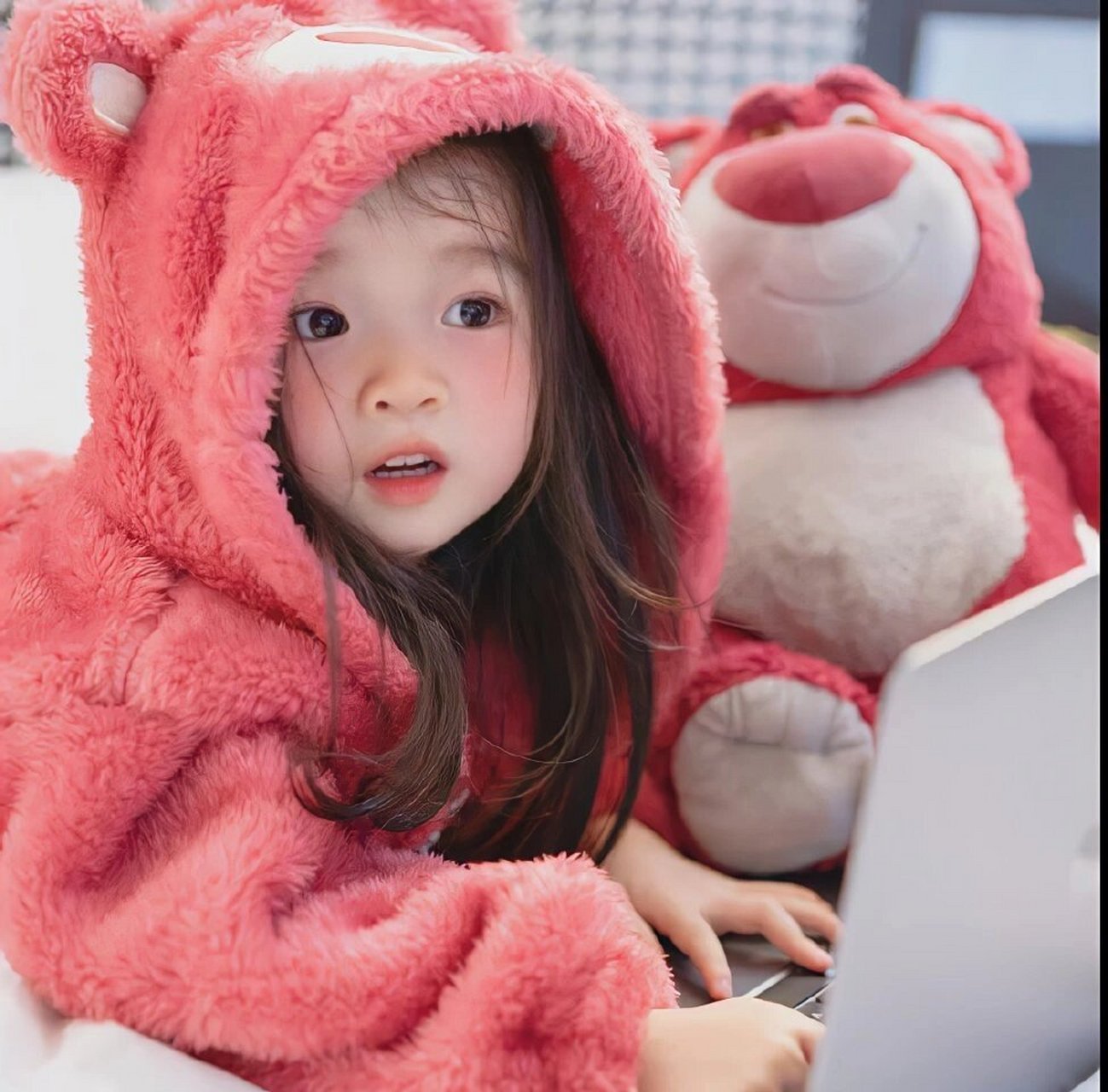 萌娃女头  "今天,我特意为大家准备了一组超级可爱的萌娃女生头像