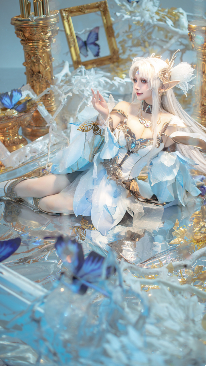 78王者荣耀 · 貂蝉金色仲夏夜之梦cos ——"月光下邂逅的,是你