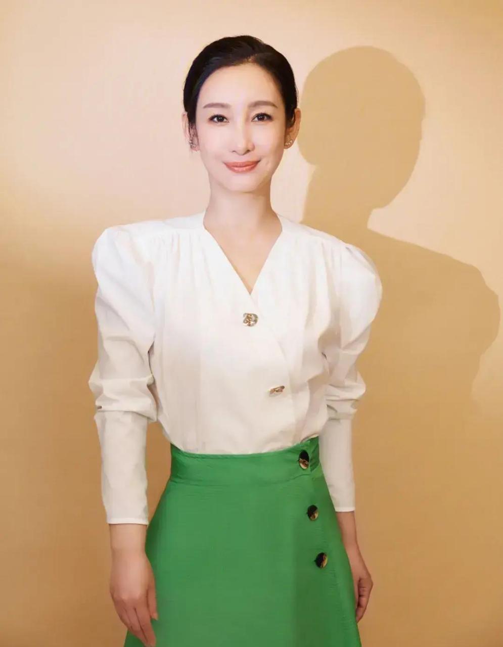 张艺谋筹拍新电视剧《主角》,秦海璐殷桃孙俪做配,只为了捧红他