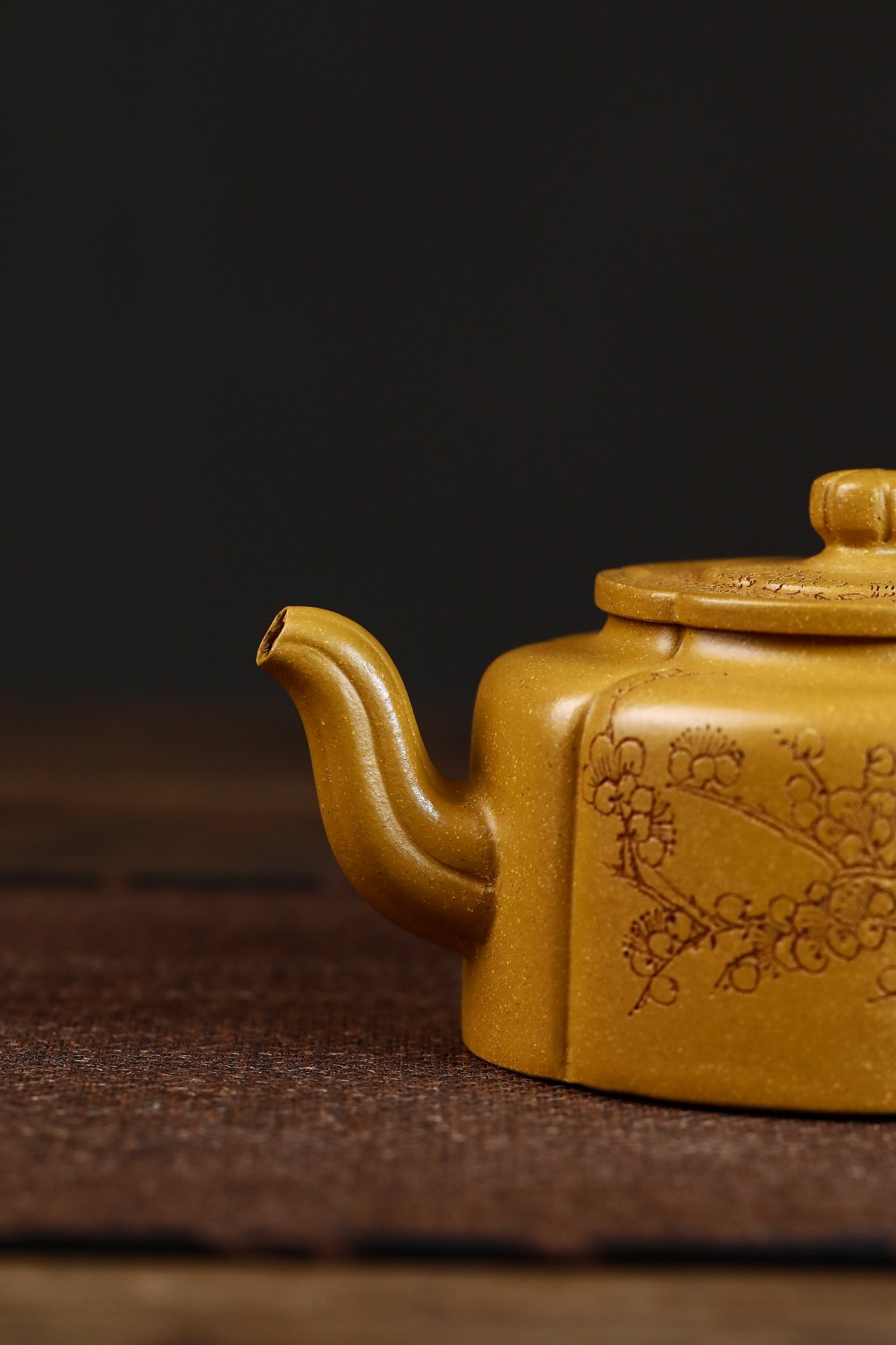 精品紫砂壶梅花周盘