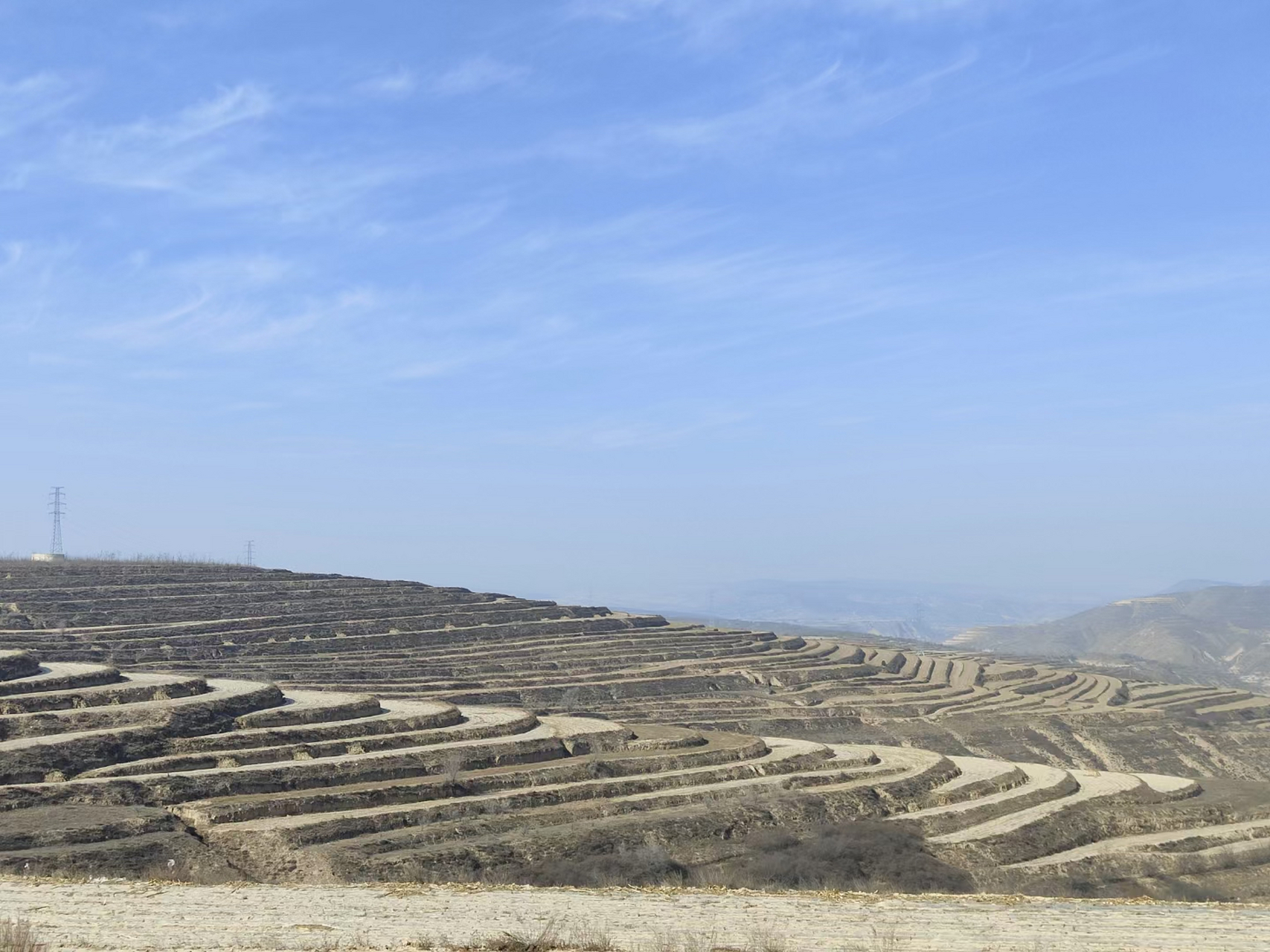 宁夏固原～彭阳县梯田,这是黄土高原最美丽的指纹,也是历代劳动人民