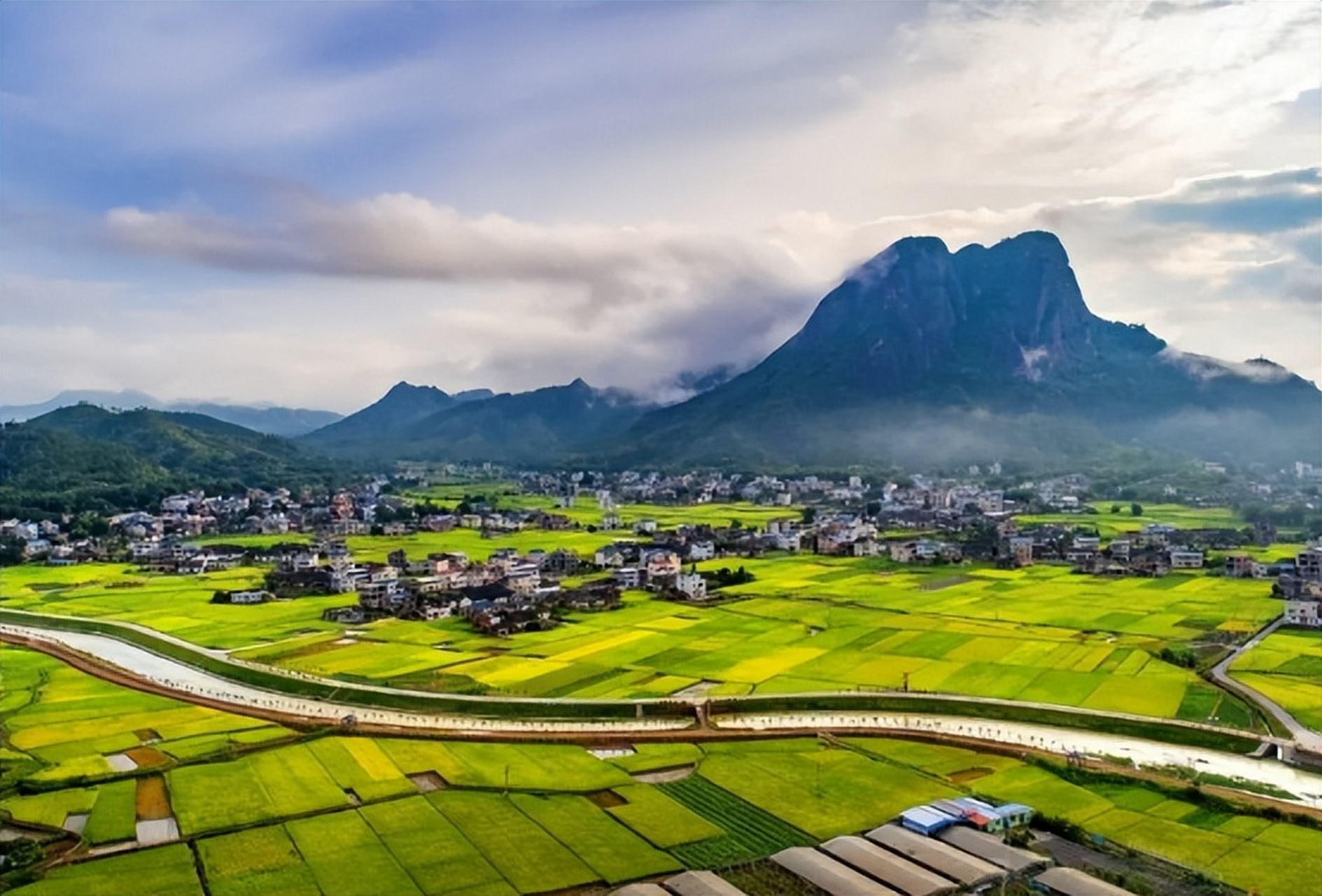 广东梅州平远县有4大最美古村落,包括凉庭村,畲脑村,南台村和梅畲村.