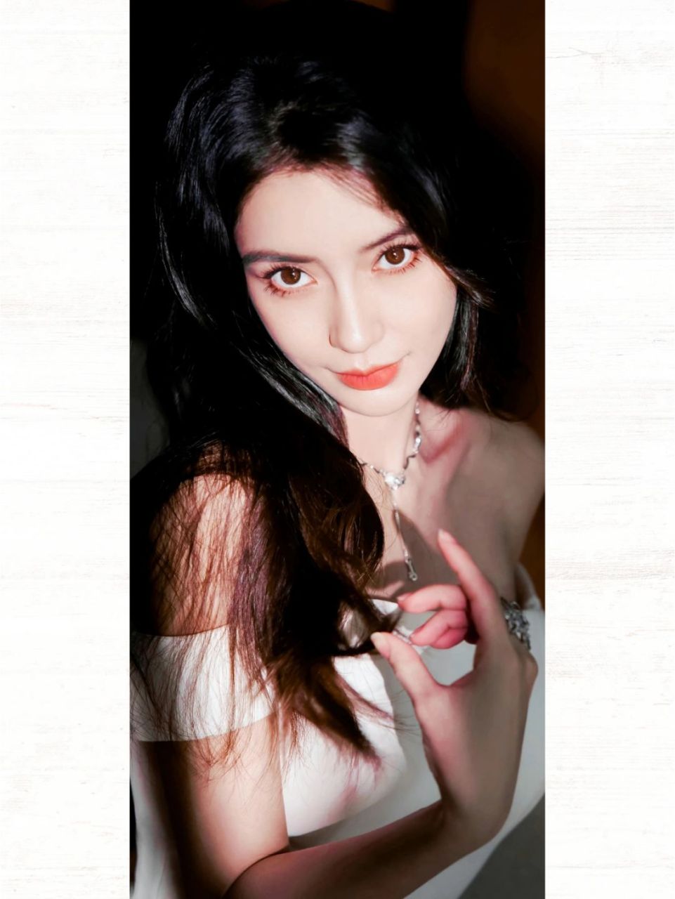 angelababy最新壁纸曝光 仙气十足惊艳粉丝  爆火的明星angelababy