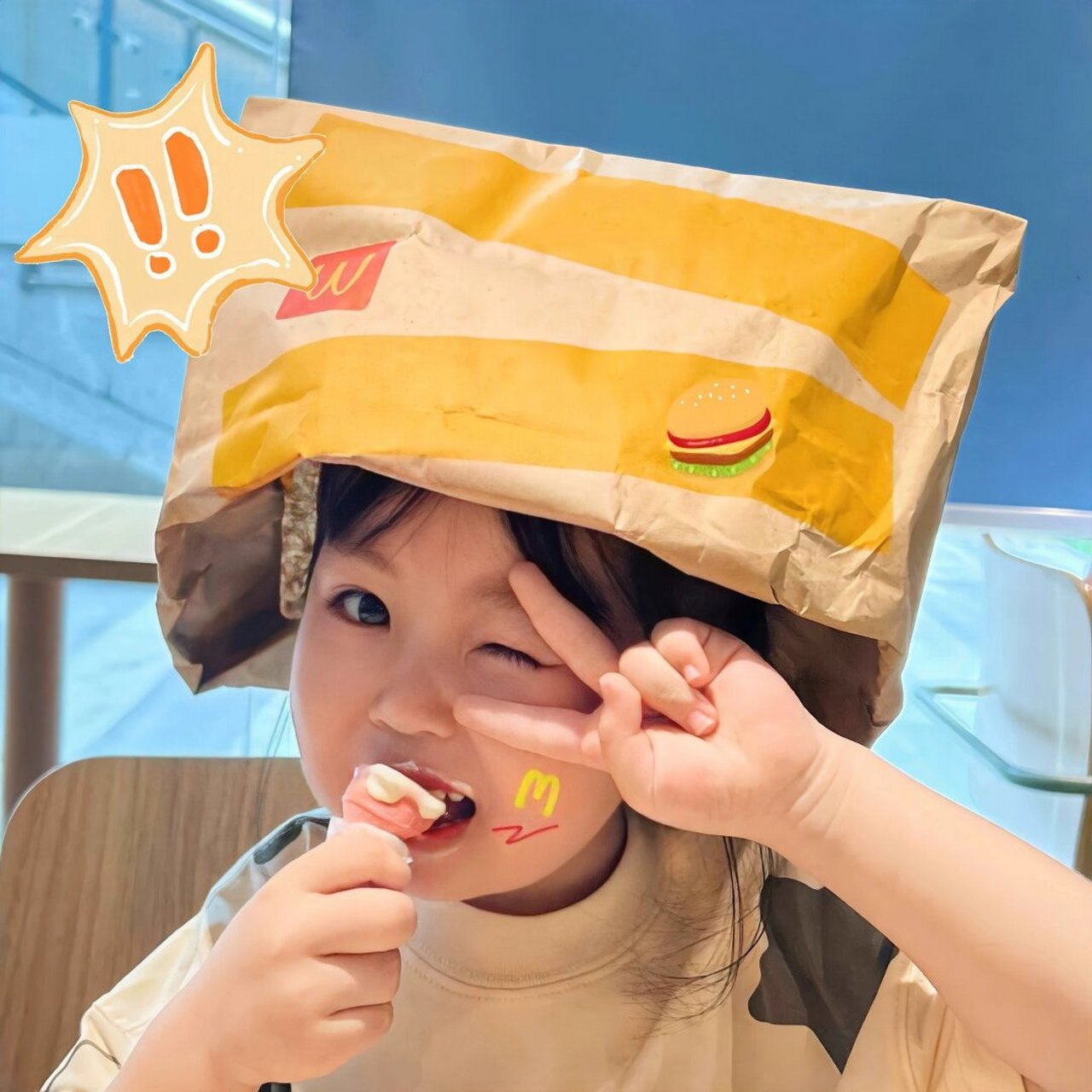 小宝贝的笑容简直能治愈一切!