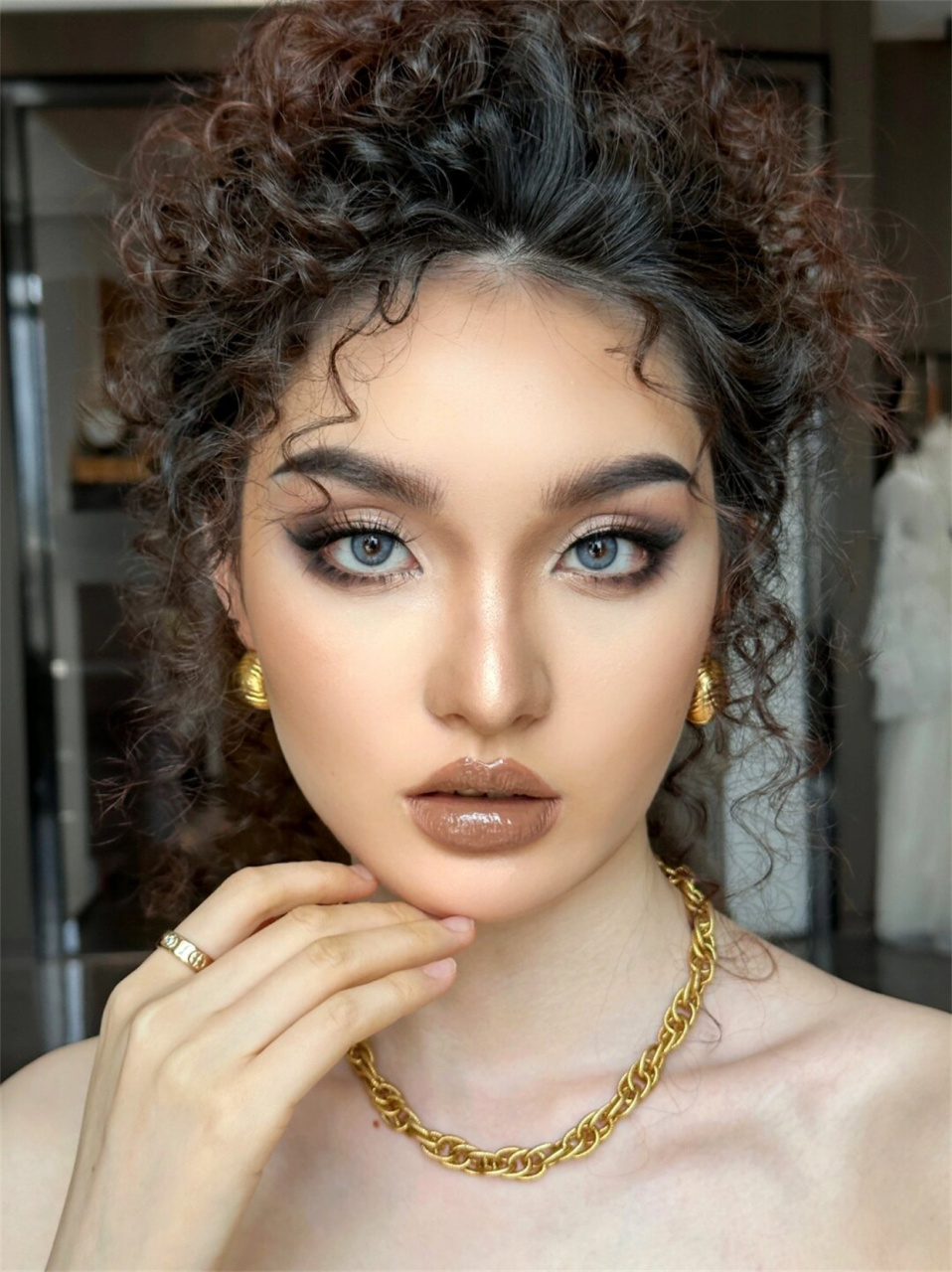 00后喜欢的化妆课堂  哎呀,我这个超酷的欧美妆,简直是太有型了!