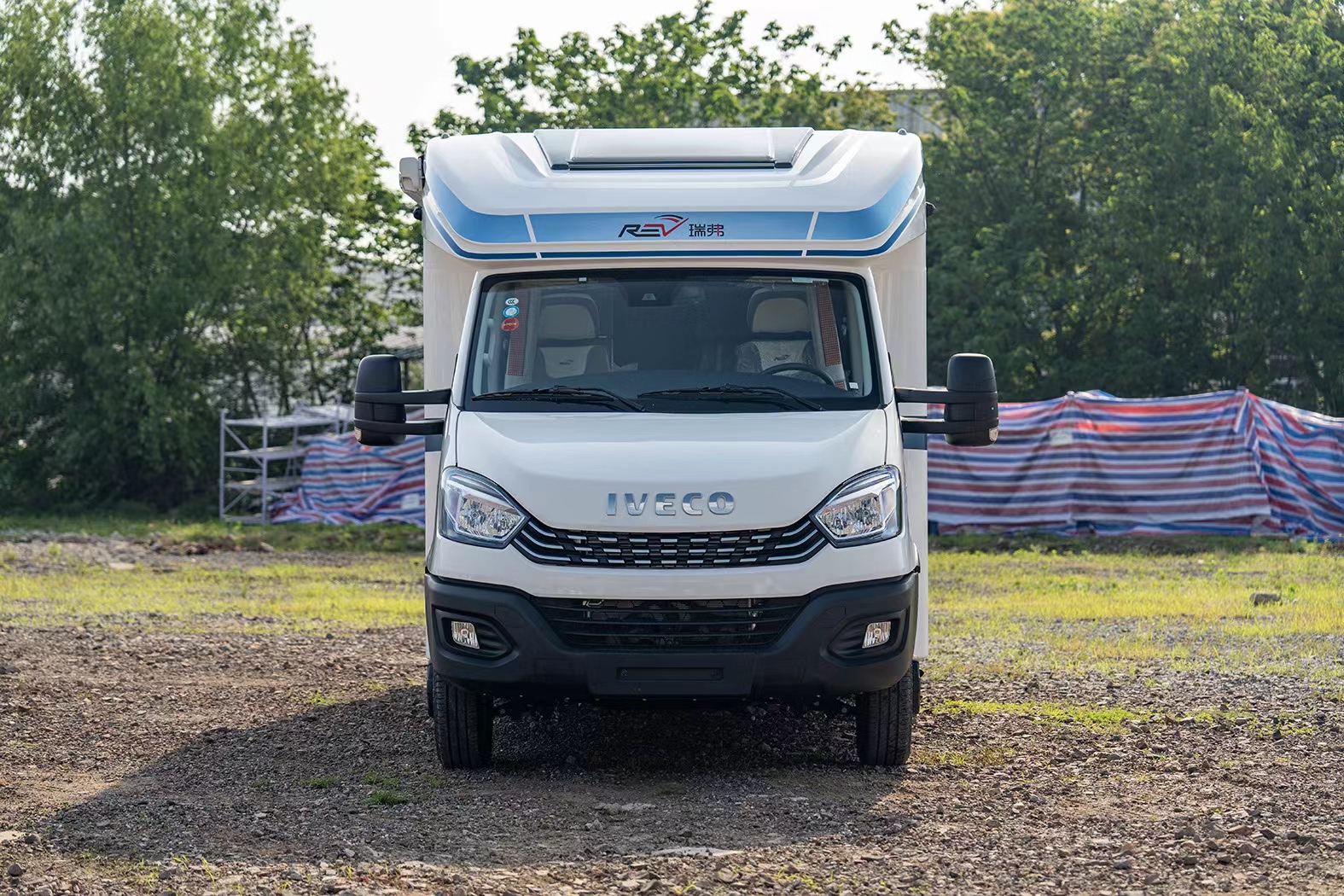 瑞弗t800小额头房车,非常经典!