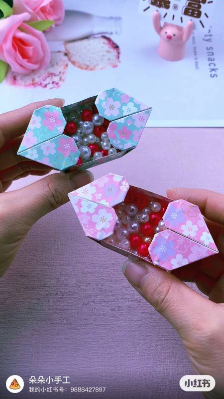 一张纸折个非常特别的双爱心收纳盒你学会了吗