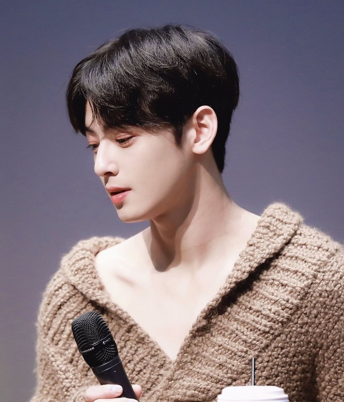 温温柔柔车银优 笑起来太迷人了 #最靓头像壁纸征集赛