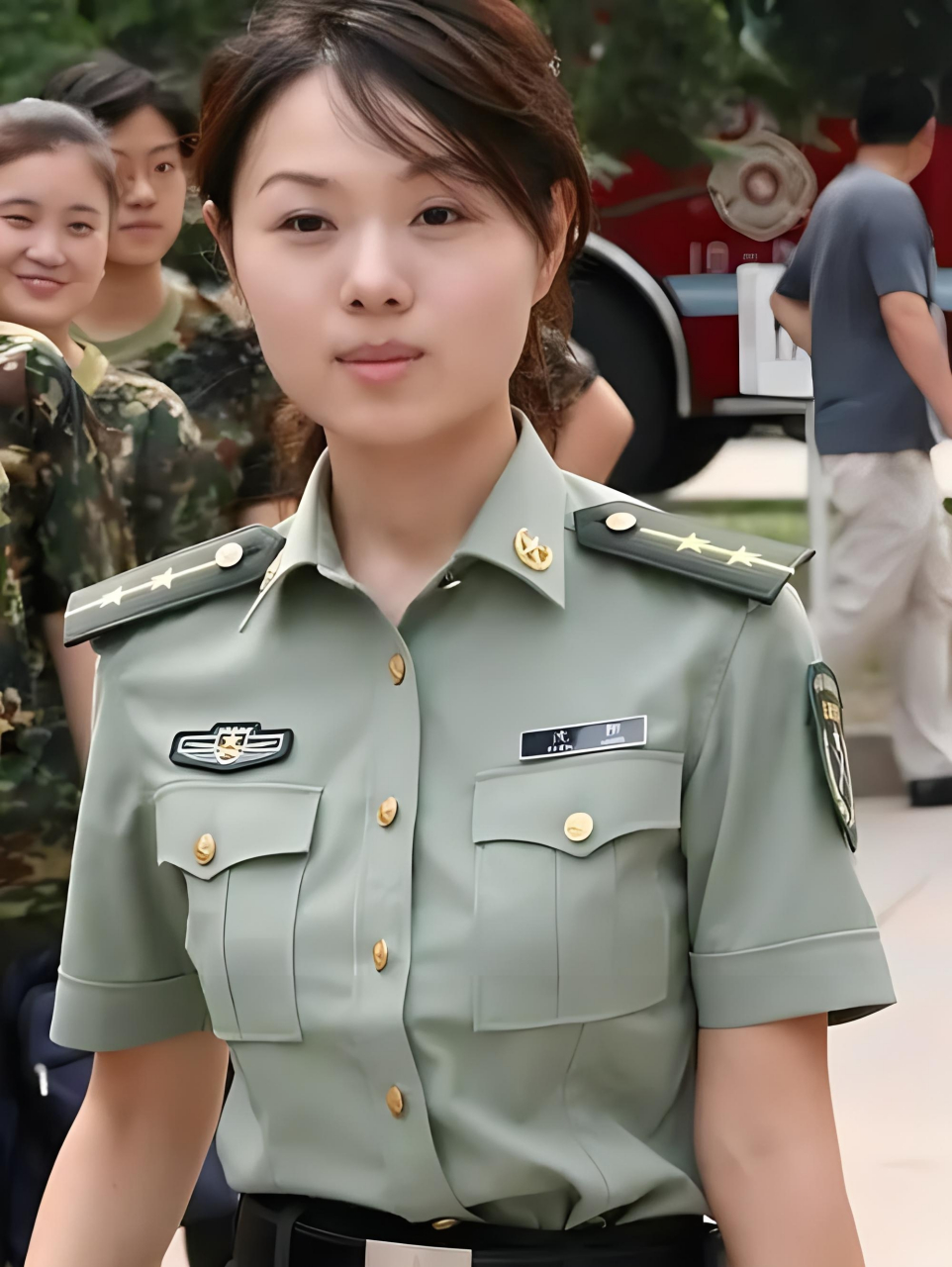 在中国广袤的大地上,有一支让中国人无比骄傲的队伍,她们就是中国女兵