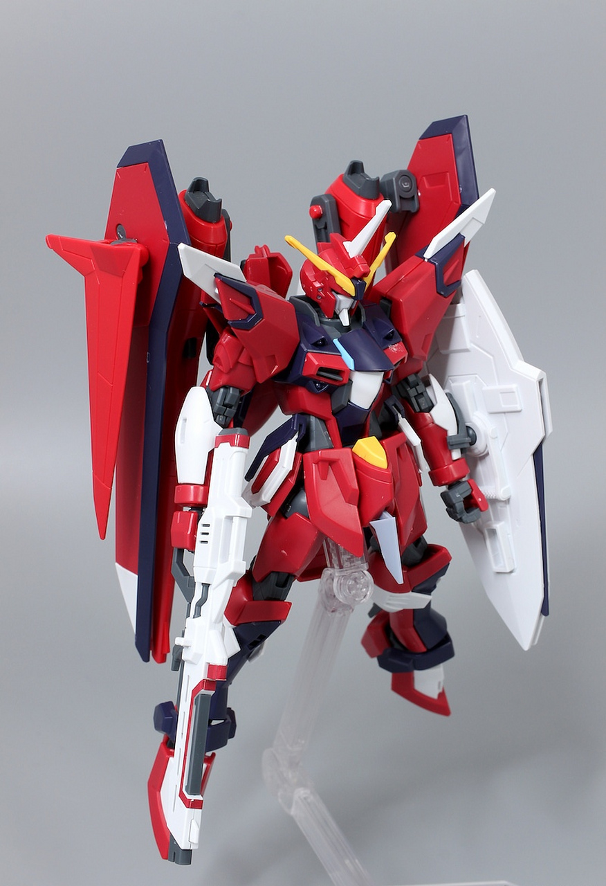 模型欣赏:模型师森野拓制作的hg不朽救世主高达,将不朽正义的背包搭载