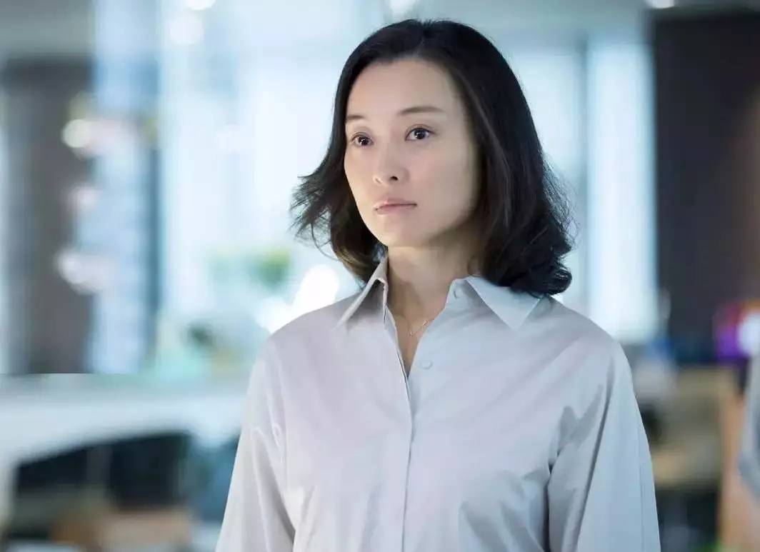 谁说"情妇"必须貌美如花,53岁王柠告诉你,什么是教科书式撩汉