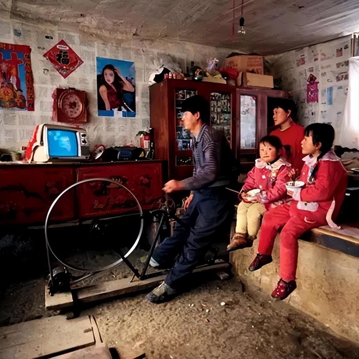 罕见老照片!80年代普通家庭,是什么生活水平?