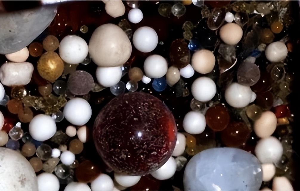 为何高僧火化会有舍利子,而普通人只有骨灰?舍利子怎么形成的?